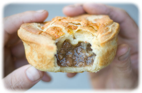 Mince steak and cheese pie
